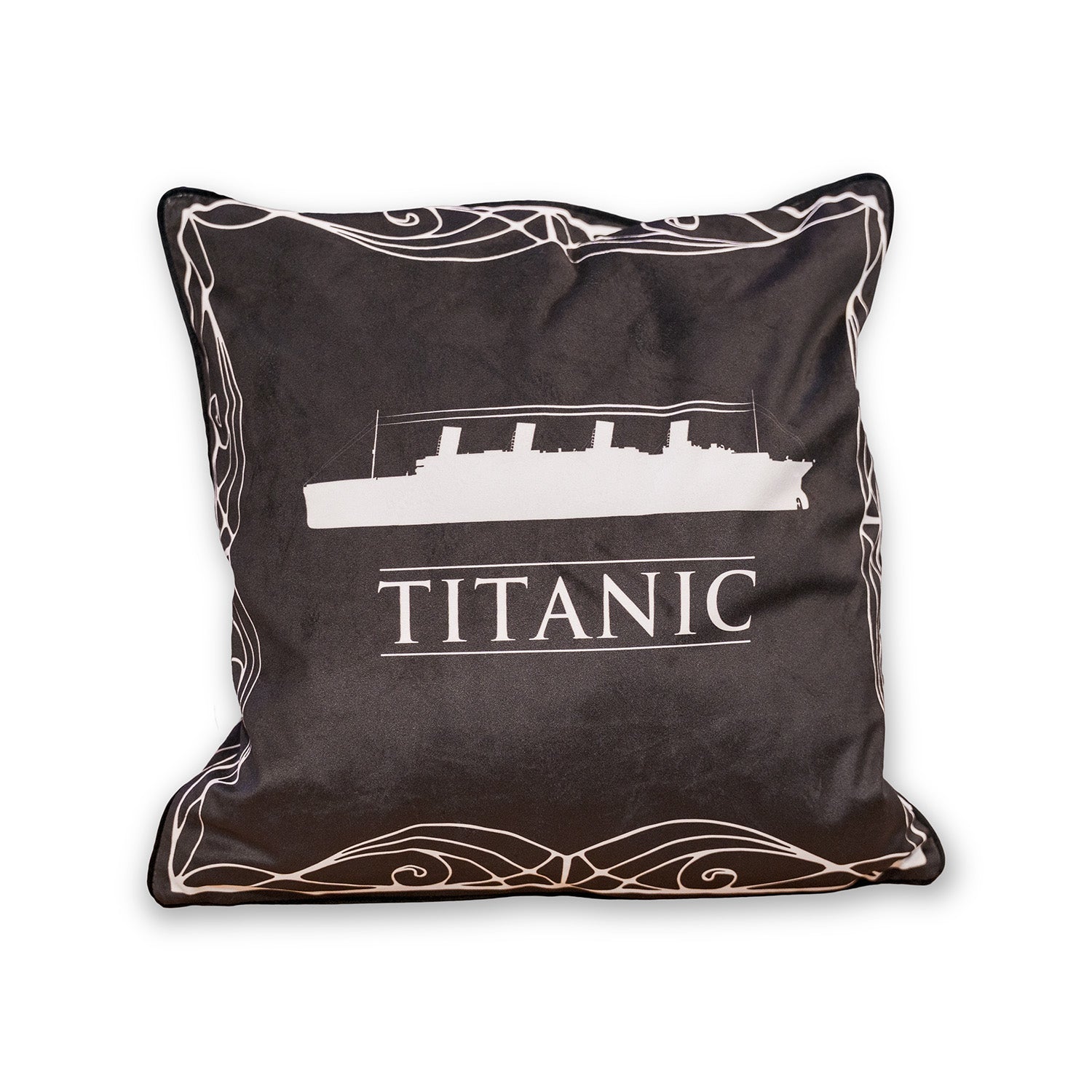TITANIC　麻袋風　デザイン　クッション Cushion - Titanic Silhouette Design - Velvet Folded Cover