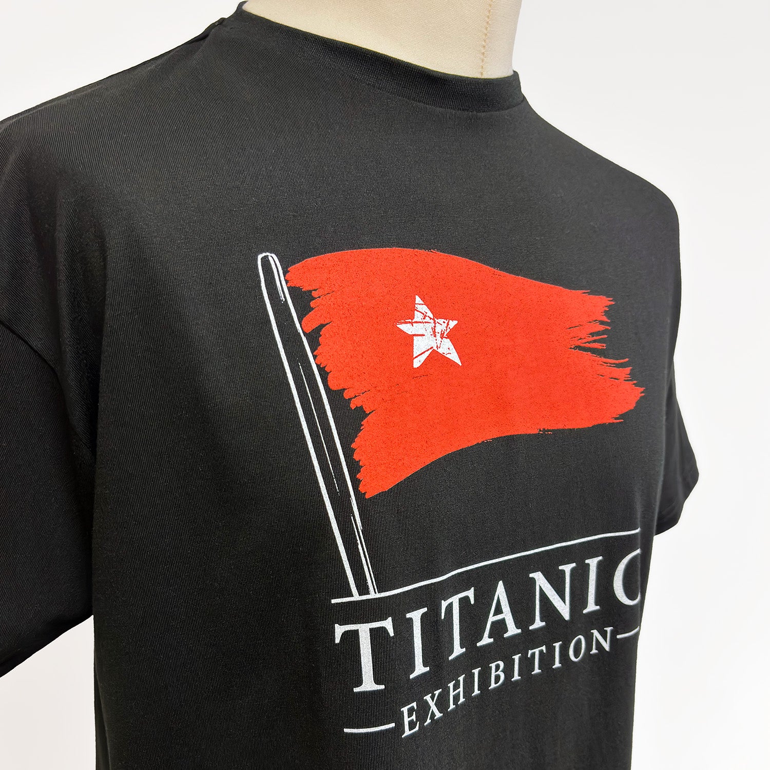 Titanic Exhibition Flag Print - T-Shirt